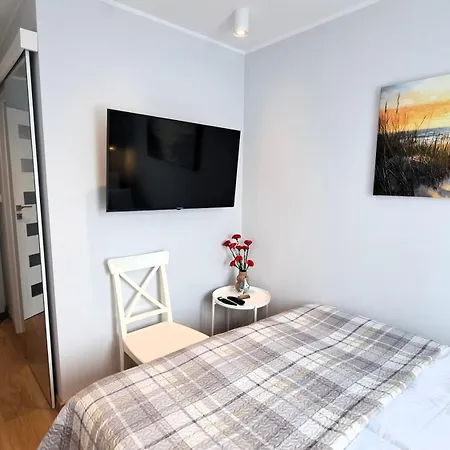 アパート Alice 5 シフィノウイシチェ