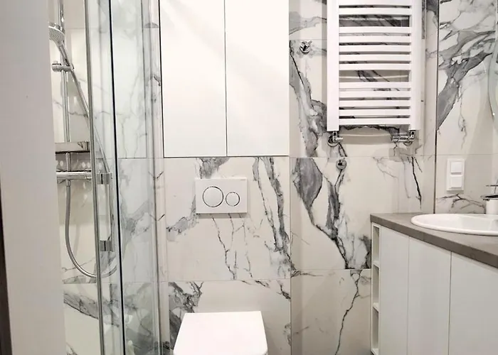 Alice 5 アパート シフィノウイシチェ